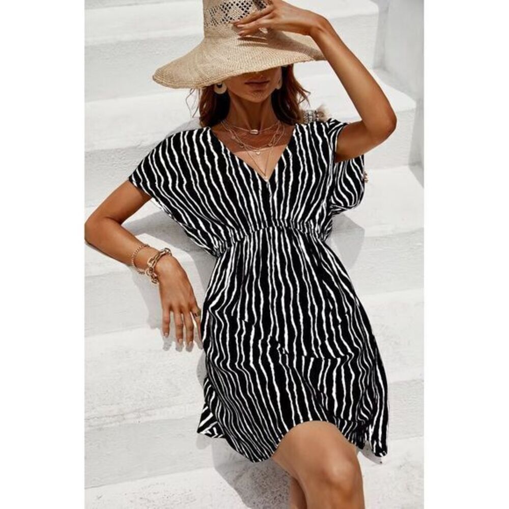 Cupshe Dulce V-neck Stripes Short Cover-up Dress Size Large